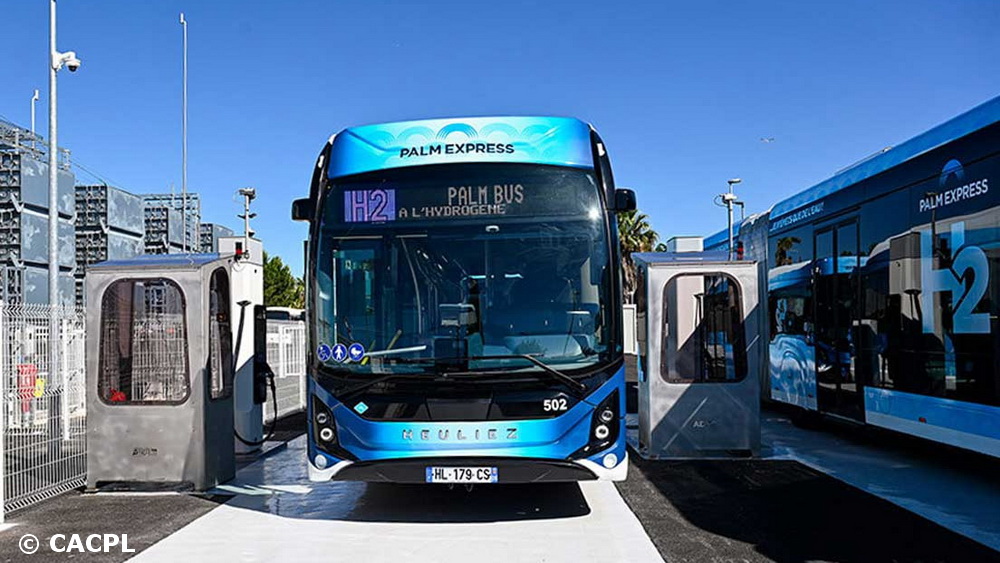 Cannes Premiers bus à hydrogène