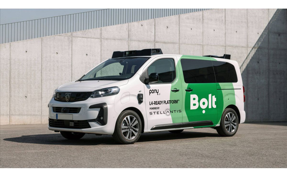 Véhicule autonome Pony.ai de niveau 4 basé sur la plateforme L4-Ready de Stellantis testé au Luxembourg