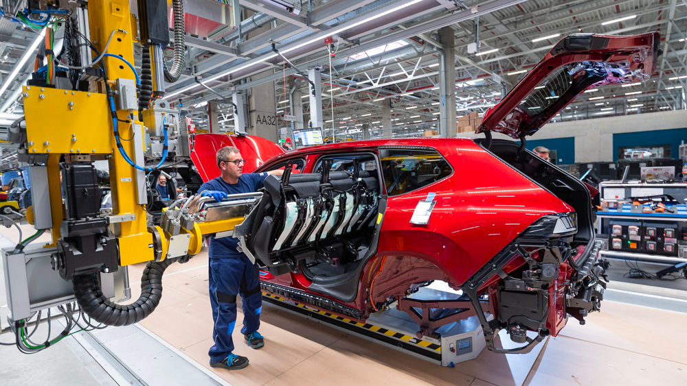 BMW iX3 à l'usine de Debrecen en Hongrie