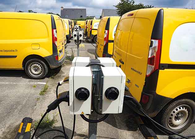 Véhicules électriques de la flotte de La Poste