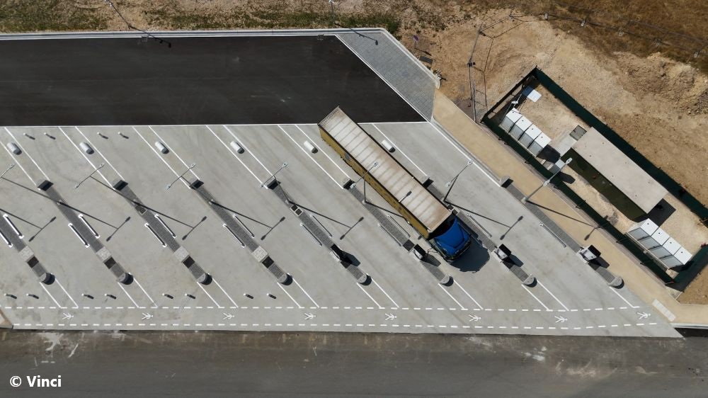 VINCI ADEME Recharge Poids lourds